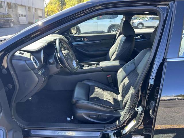 Photo of 2023 Super Black Nissan Maxima
