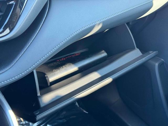 Photo of 2022 Ruby Flare Pearl Toyota Highlander Hybrid