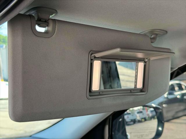 Photo of 2022 Baltic Gray Metallic Clearcoat Jeep Grand Cherokee L