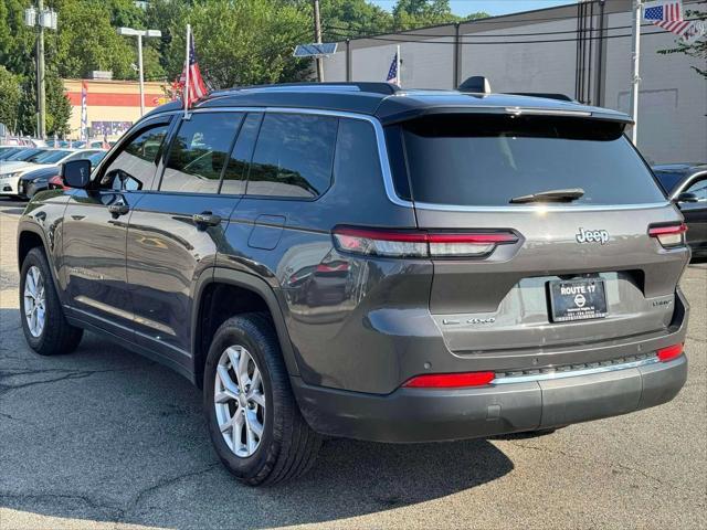 Photo of 2022 Baltic Gray Metallic Clearcoat Jeep Grand Cherokee L
