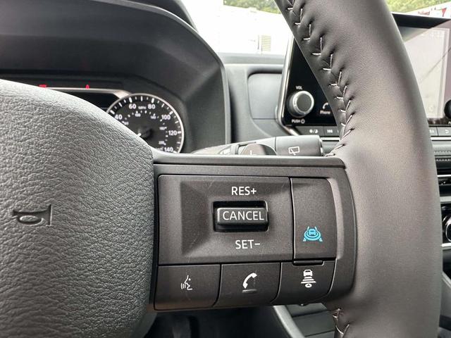 Photo of 2026 Super Black Nissan Rogue