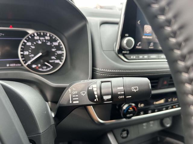 Photo of 2026 Super Black Nissan Rogue
