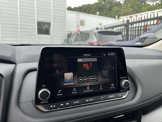 Photo of 2026 Super Black Nissan Rogue