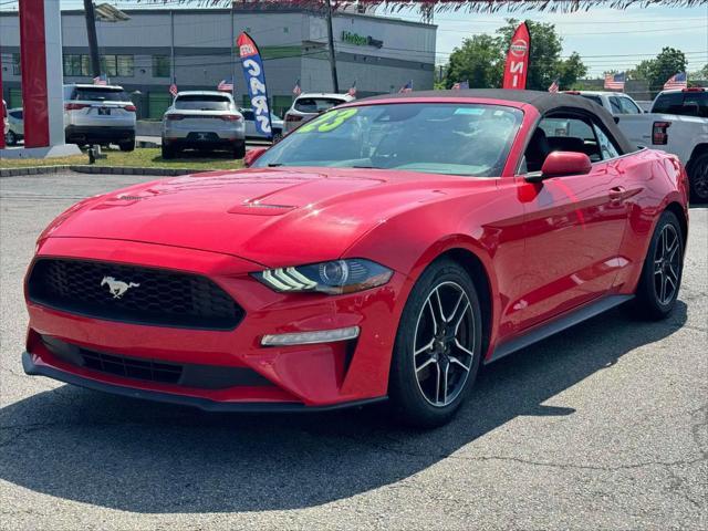 Photo of 2023 Race Red Ford Mustang