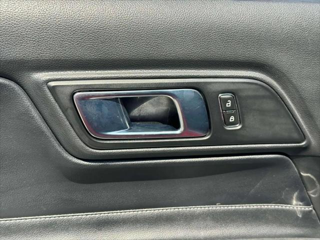 Photo of 2023 Race Red Ford Mustang