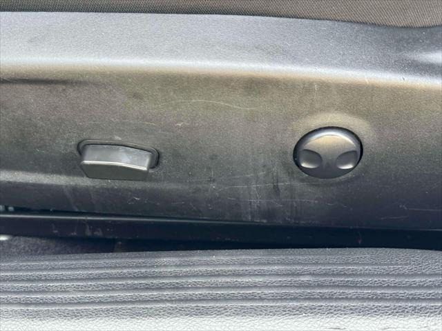 Photo of 2022 White Knuckle Clearcoat Dodge Challenger
