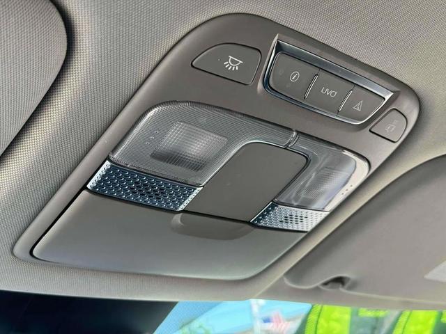 Photo of 2022 Ebony Black Kia Telluride
