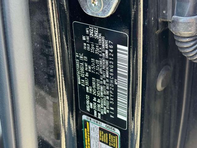Photo of 2022 Ebony Black Kia Telluride