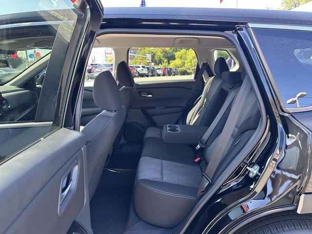 Photo of 2026 Super Black Nissan Rogue