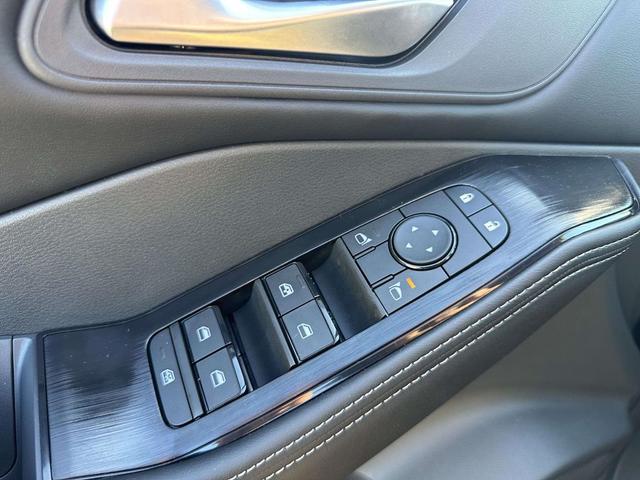 Photo of 2026 Super Black Nissan Rogue