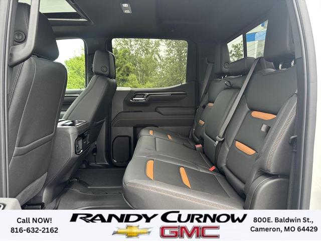 Photo of 2025 Summit White GMC Sierra 1500