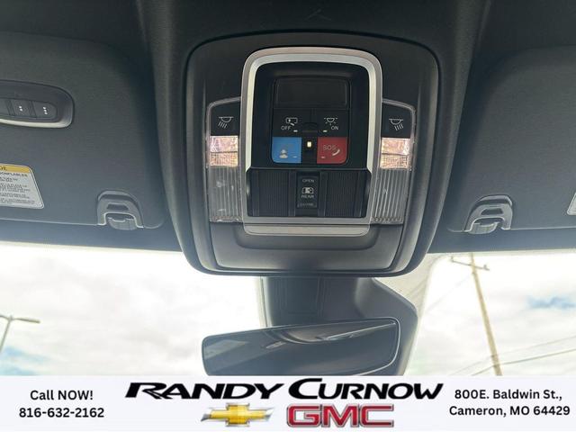 Photo of 2025 Hydro Blue Pearl RAM 1500