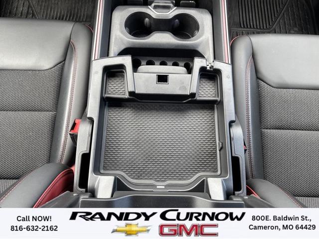 Photo of 2025 Hydro Blue Pearl RAM 1500
