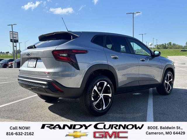 Photo of 2025 Sterling Gray Metallic Chevrolet Trax