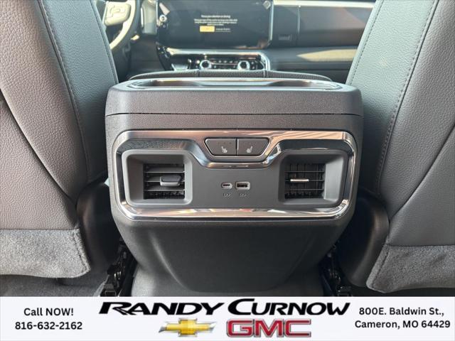 Photo of 2025 Summit White GMC Sierra 2500