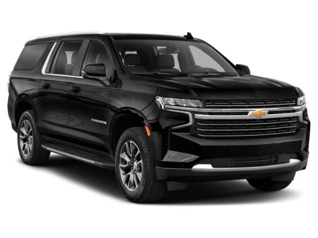 Photo of 2023 Iridescent Pearl Tricoat Chevrolet Suburban