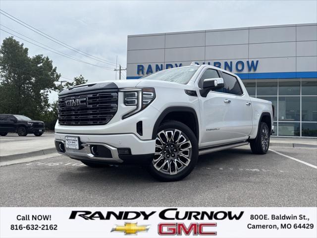 Photo of 2023 White Frost Tricoat GMC Sierra 1500