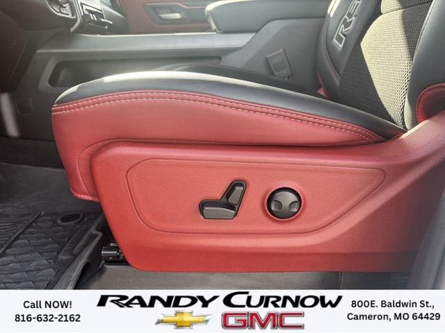 Photo of 2025 Bright White RAM 1500
