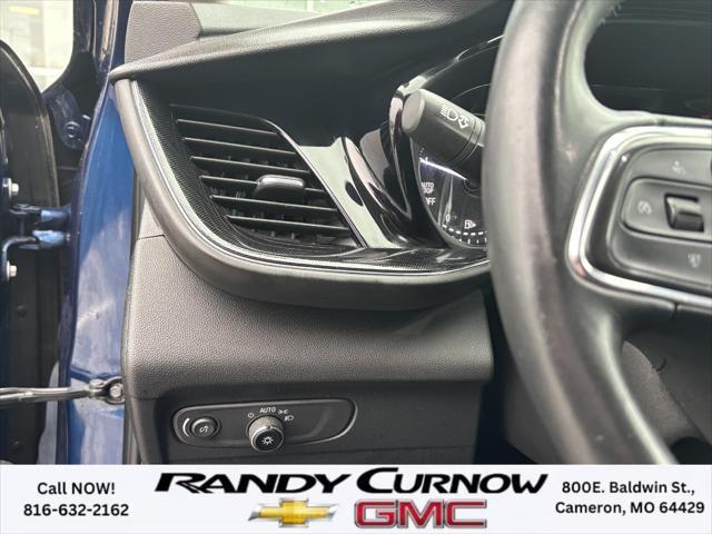 Photo of 2023 Sapphire Metallic Buick Envision