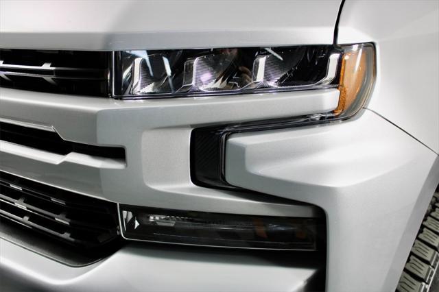 Photo of 2020 Silver Ice Metallic Chevrolet Silverado 1500