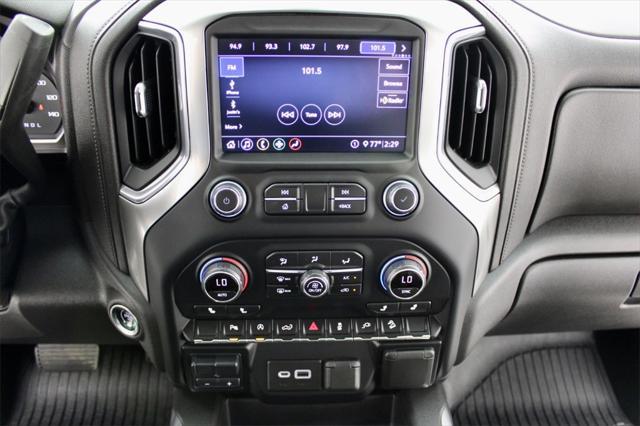 Photo of 2020 Silver Ice Metallic Chevrolet Silverado 1500