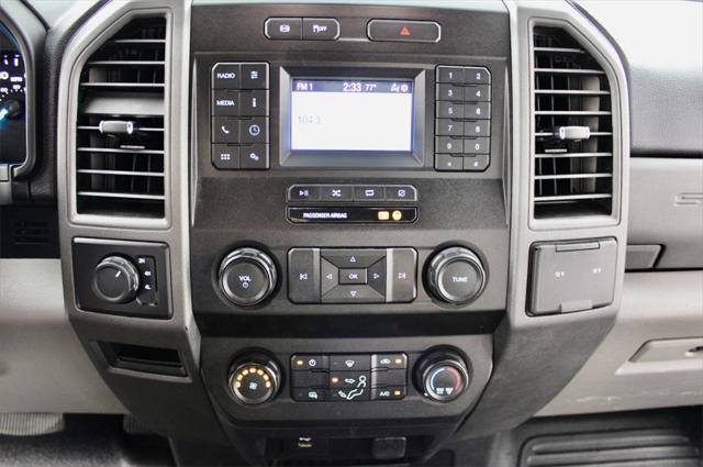 Photo of 2021 Oxford White Ford F-350