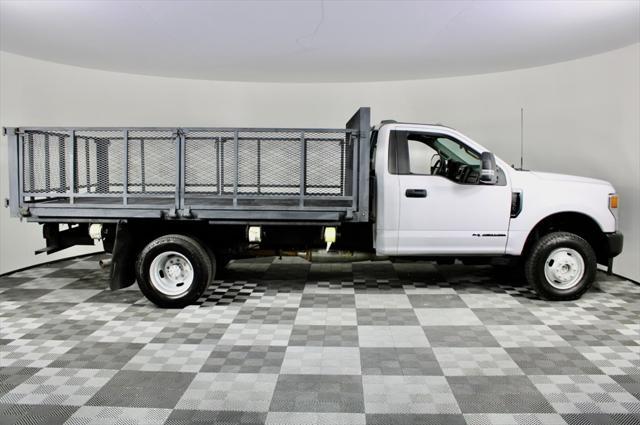 Photo of 2021 Oxford White Ford F-350