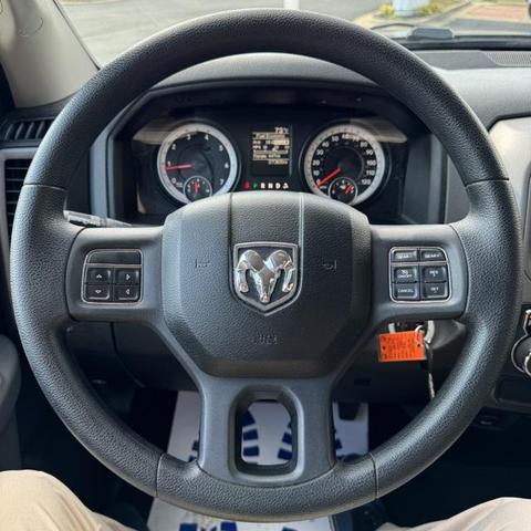 Photo of 2014 Black Clearcoat RAM 1500