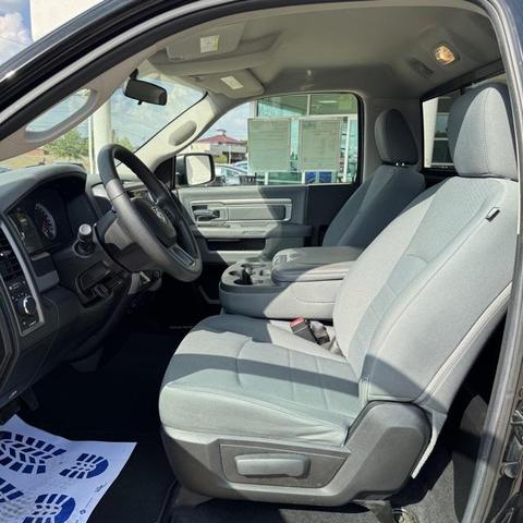 Photo of 2014 Black Clearcoat RAM 1500