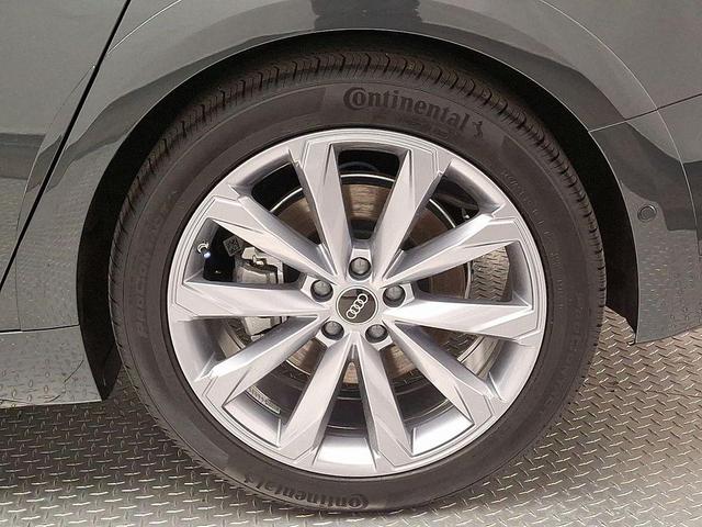 Photo of 2025 Manhattan Gray Metallic Audi A6