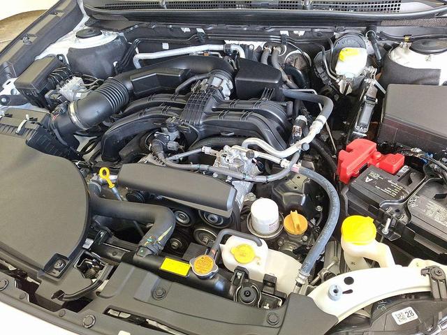 Photo of 2023 Crystal White Pearl Subaru Outback