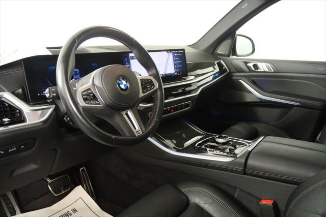 Photo of 2024 Gray Metallic BMW X5
