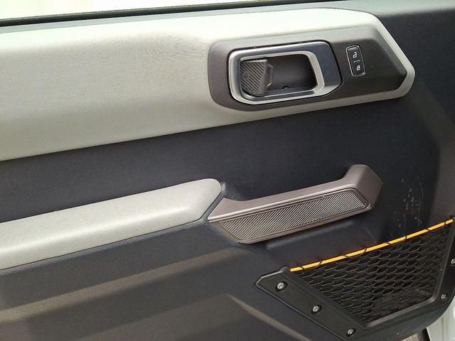 Photo of 2022 CACTUS GRAY Ford Bronco