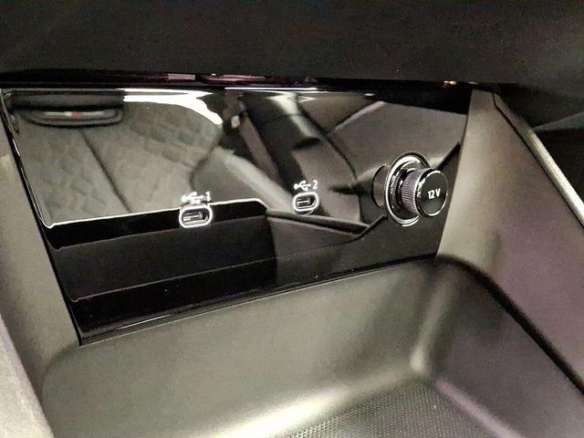Photo of 2025 Mythos Black Metallic Audi S6 e-tron