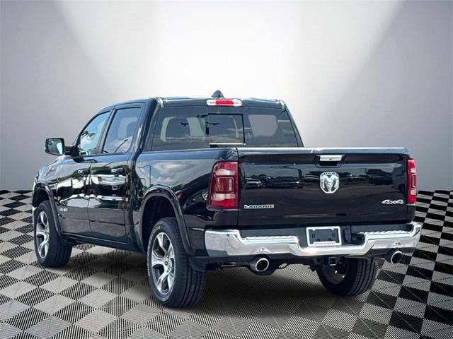 Photo of 2022 Diamond Black Crystal Pearlcoat RAM 1500