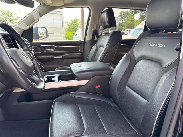 Photo of 2022 Diamond Black Crystal Pearlcoat RAM 1500