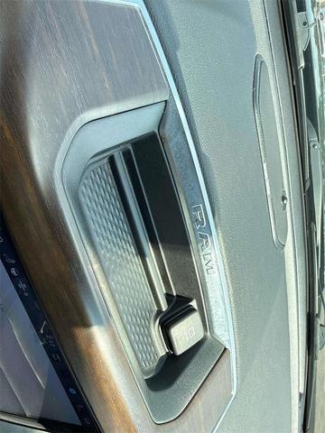 Photo of 2022 Diamond Black Crystal Pearlcoat RAM 1500