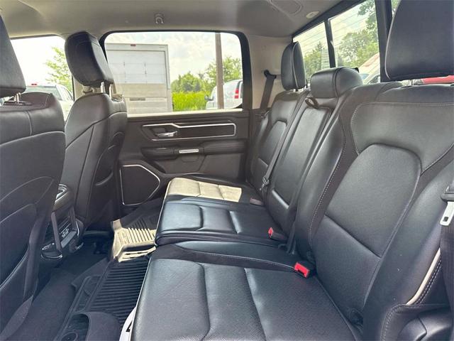 Photo of 2022 Diamond Black Crystal Pearlcoat RAM 1500