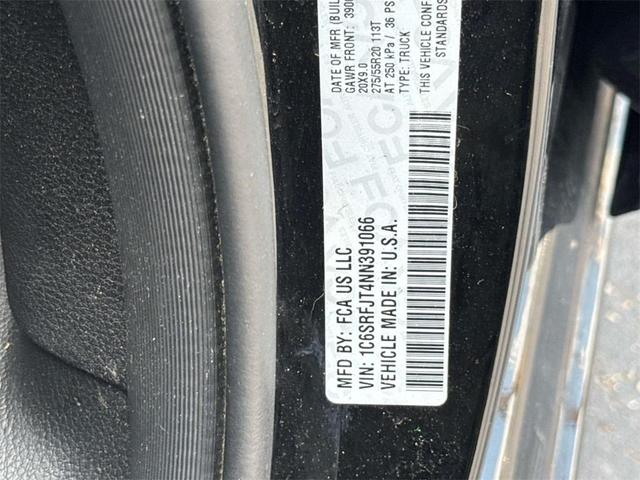 Photo of 2022 Diamond Black Crystal Pearlcoat RAM 1500