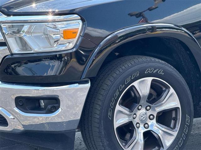 Photo of 2022 Diamond Black Crystal Pearlcoat RAM 1500