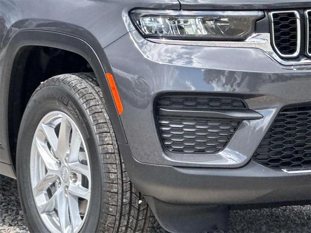 Photo of 2025 Baltic Gray Metallic Clearcoat Jeep Grand Cherokee