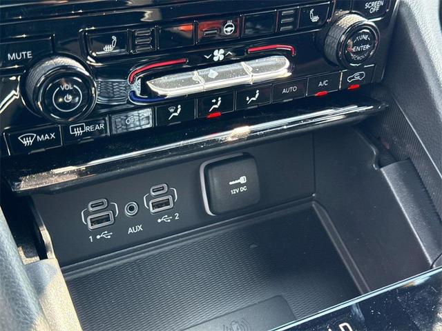 Photo of 2025 Silver Zynith Jeep Grand Cherokee