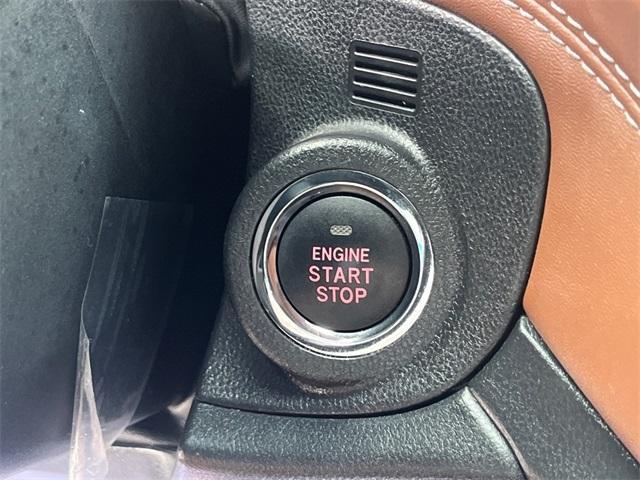 Photo of 2020 Crystal White Pearl Subaru Outback