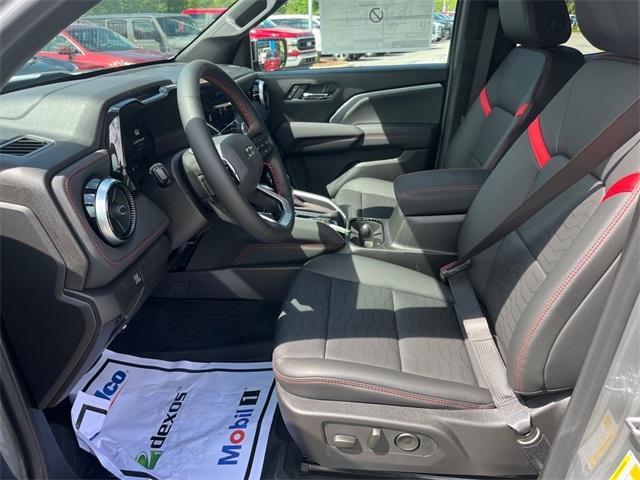 Photo of 2025 Gray Chevrolet Colorado