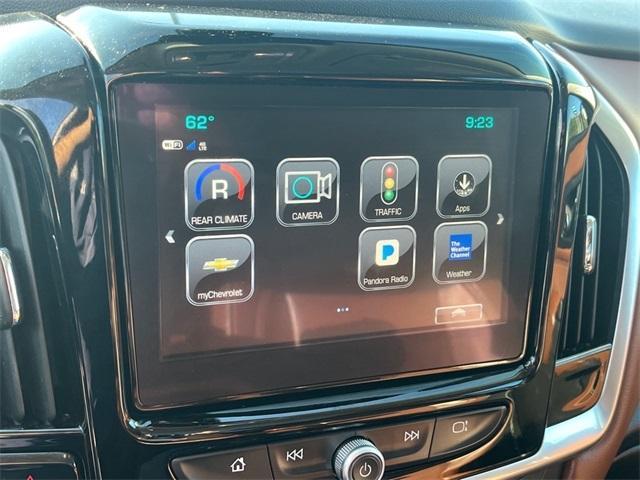 Photo of 2019 Mosaic Black Metallic Chevrolet Traverse