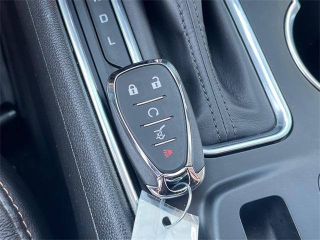 Photo of 2020 Mosaic Black Metallic Chevrolet Traverse