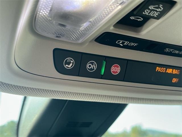 Photo of 2020 Mosaic Black Metallic Chevrolet Traverse