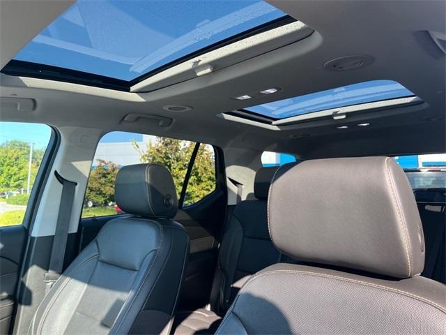 Photo of 2020 Mosaic Black Metallic Chevrolet Traverse