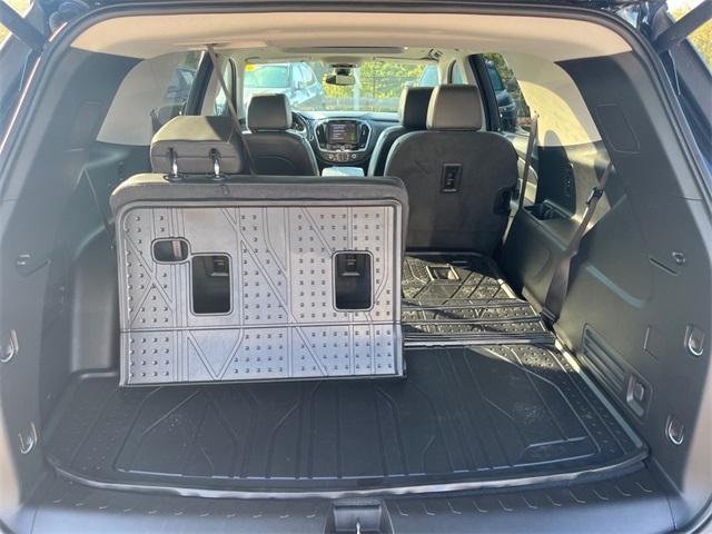 Photo of 2020 Mosaic Black Metallic Chevrolet Traverse