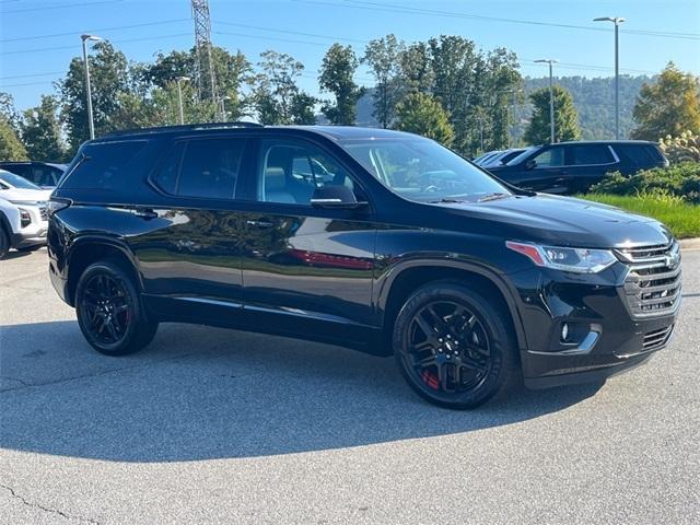Photo of 2020 Mosaic Black Metallic Chevrolet Traverse